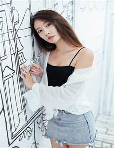 《李思蓓三级》