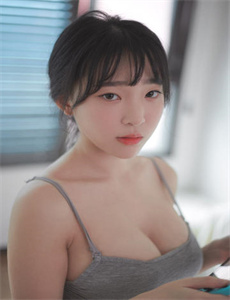 《裸戏视频超长吻戏》